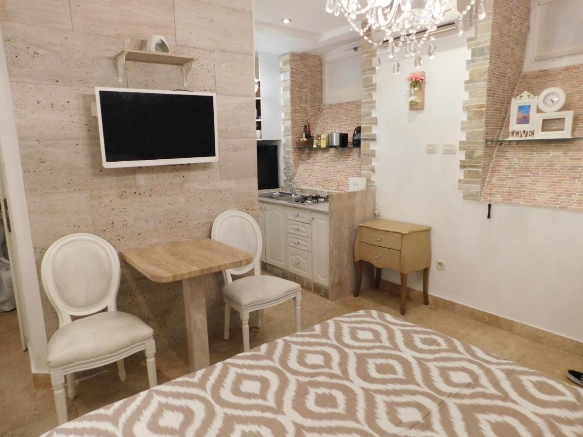 Split Studio A Priori Apartment Exterior photo
